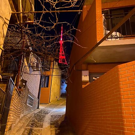 9 Borbalo Street Apartment With Terrace Tbiliszi Kültér fotó