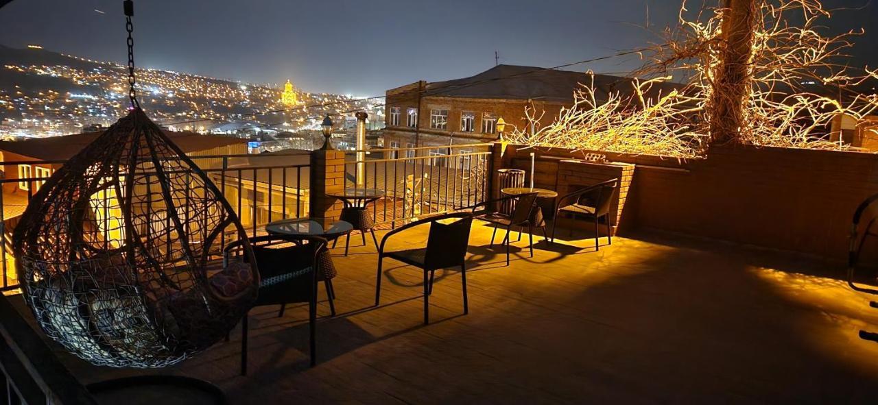 9 Borbalo Street Apartment With Terrace Tbiliszi Kültér fotó
