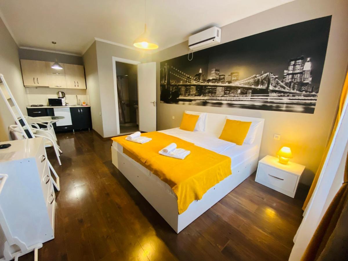 9 Borbalo Street Apartment With Terrace Tbiliszi Kültér fotó