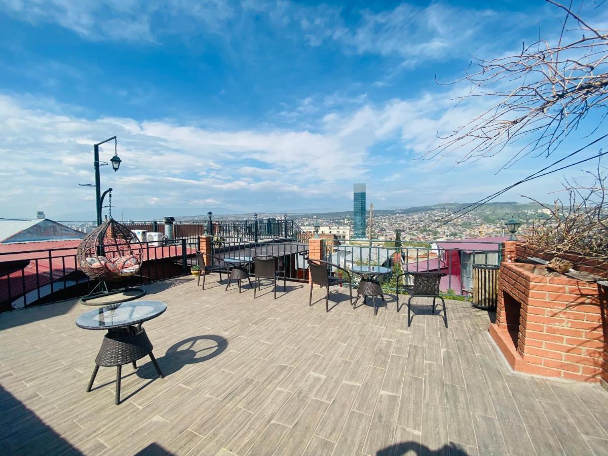 9 Borbalo Street Apartment With Terrace Tbiliszi Kültér fotó