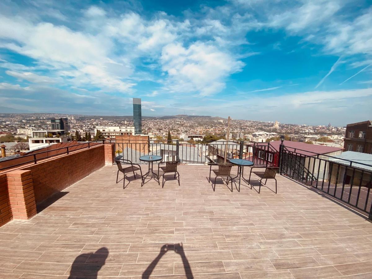 9 Borbalo Street Apartment With Terrace Tbiliszi Kültér fotó