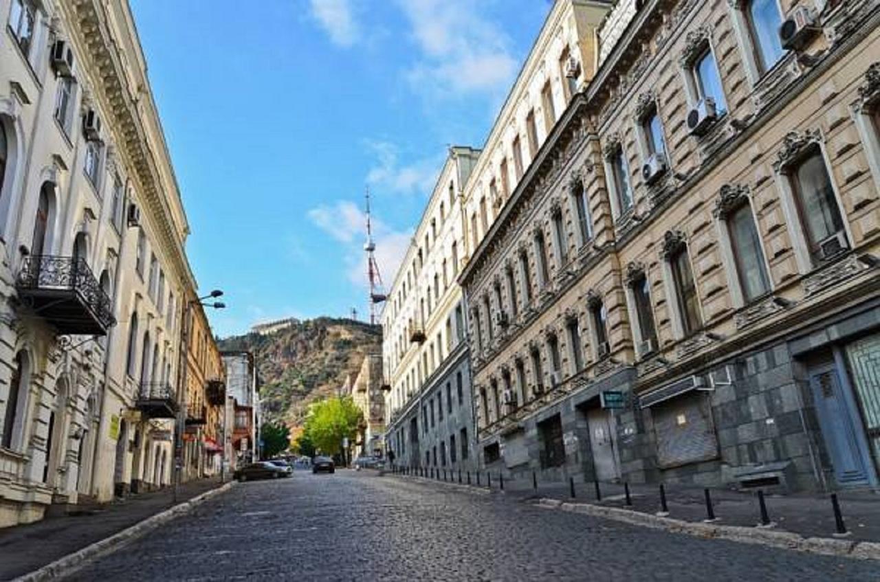 9 Borbalo Street Apartment With Terrace Tbiliszi Kültér fotó