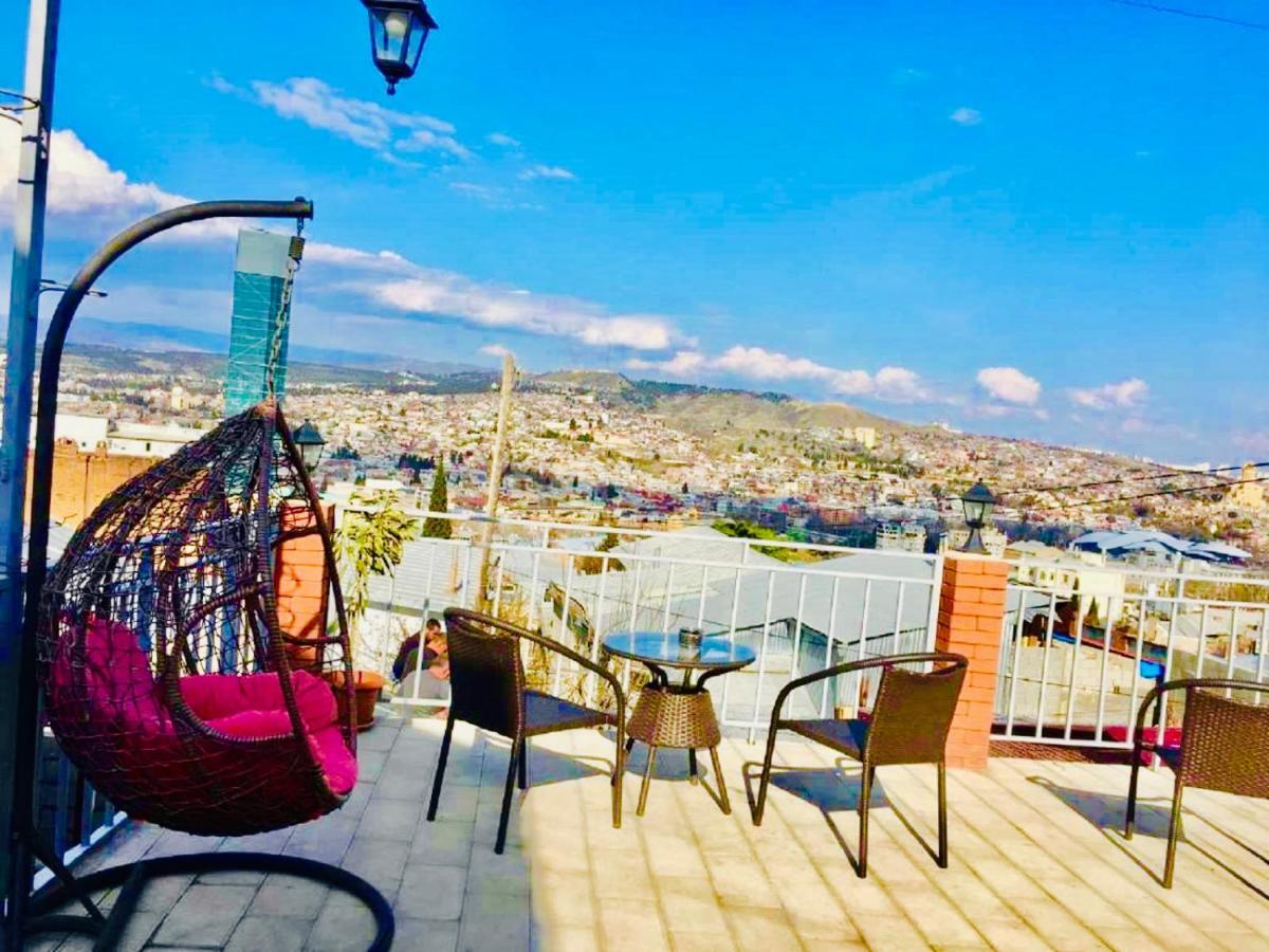 9 Borbalo Street Apartment With Terrace Tbiliszi Kültér fotó