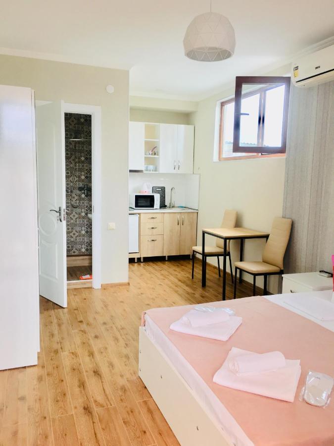 9 Borbalo Street Apartment With Terrace Tbiliszi Kültér fotó