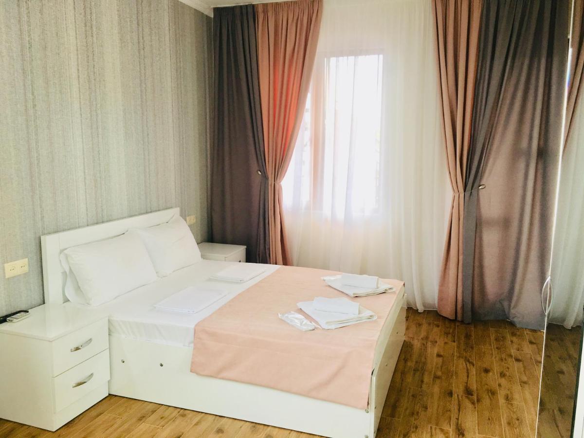 9 Borbalo Street Apartment With Terrace Tbiliszi Kültér fotó