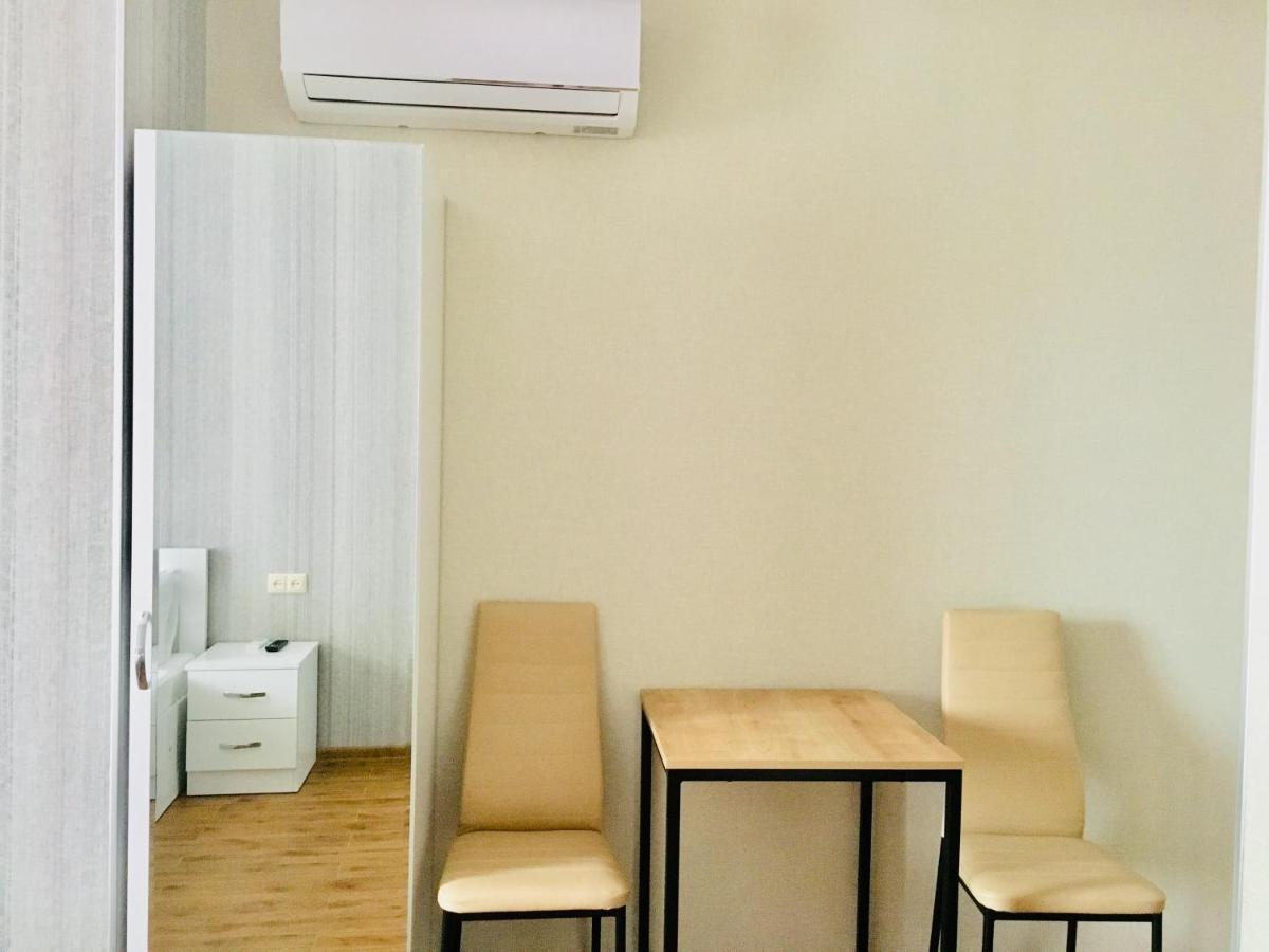 9 Borbalo Street Apartment With Terrace Tbiliszi Kültér fotó